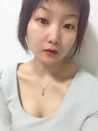 笑女士